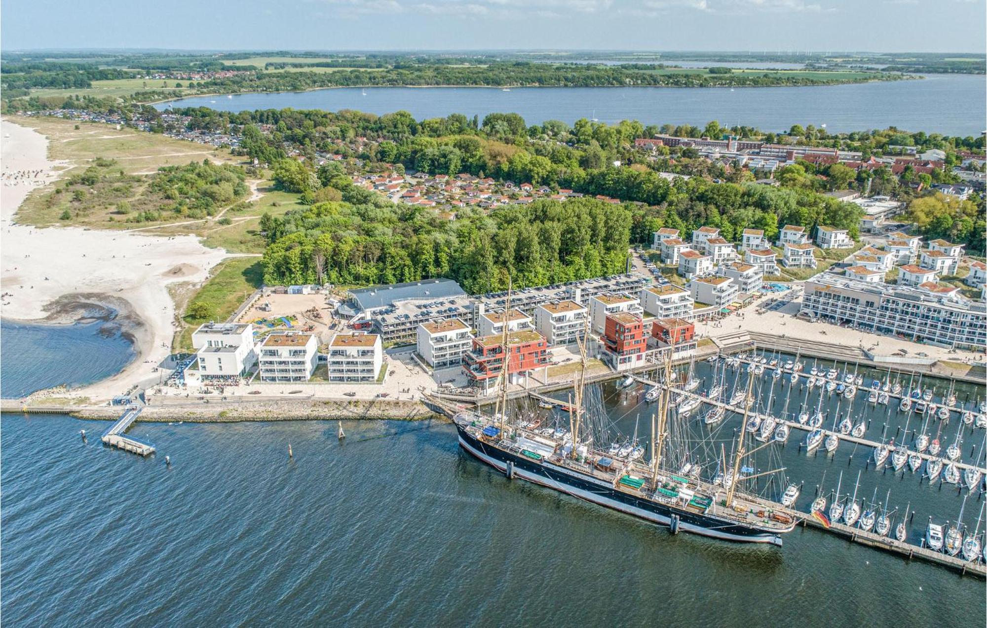 Awesome Apartment In Luebeck Travemuende Extérieur photo