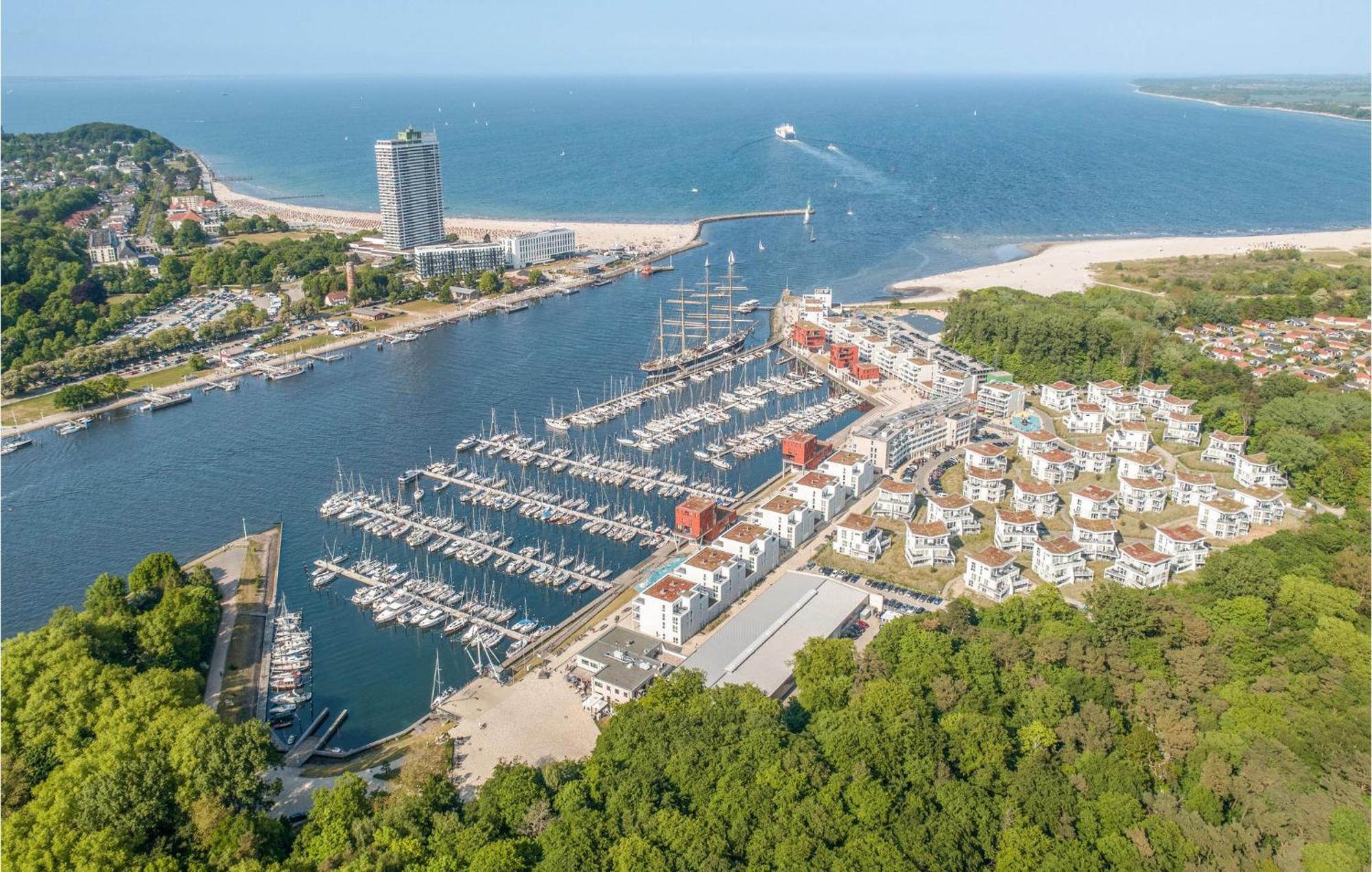 Awesome Apartment In Luebeck Travemuende Extérieur photo